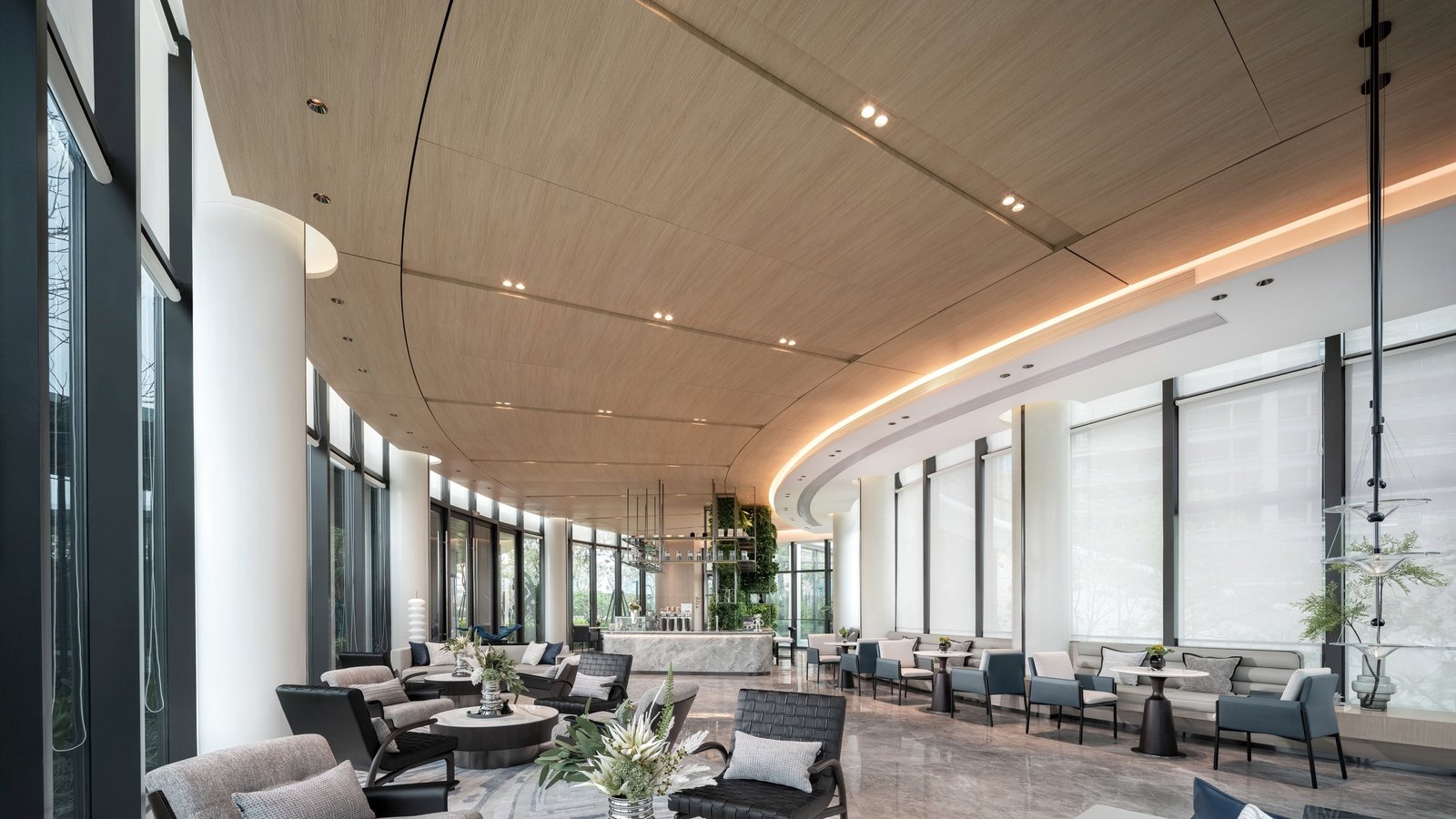 Aurelis grand lobby
